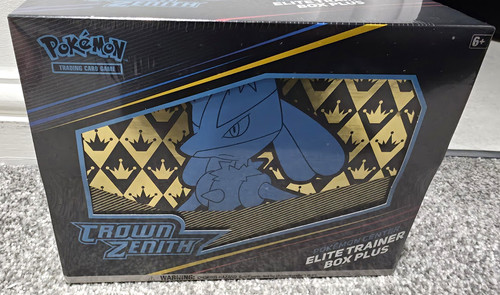 Crown zenith pokémon center - crown,